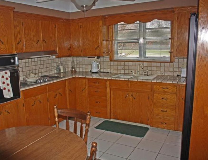 N Clio Rd, Clio, MI 48420, Preforeclosure 150,800 3BD / 2.5BH