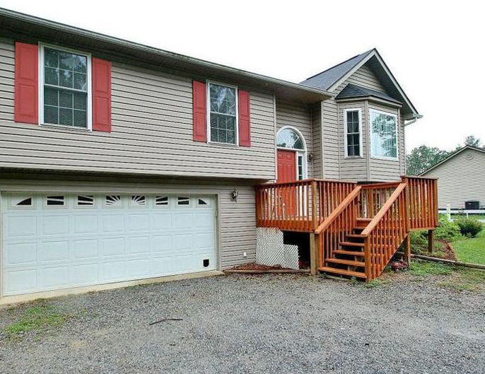 Upper Craigs Creek Rd, Catawba, VA 24070, Preforeclosure 151,700