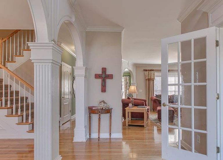 Osborne Ln, Murfreesboro, TN 37130, Preforeclosure 326,400 3BD