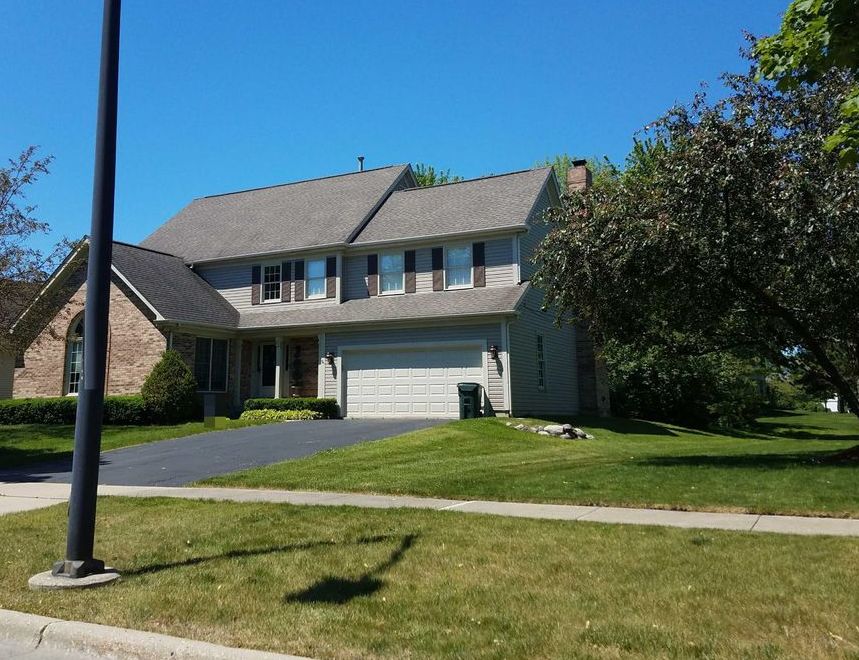 Hobble Bush Ln, Vernon Hills, IL 60061, Preforeclosure 609,800 4BD