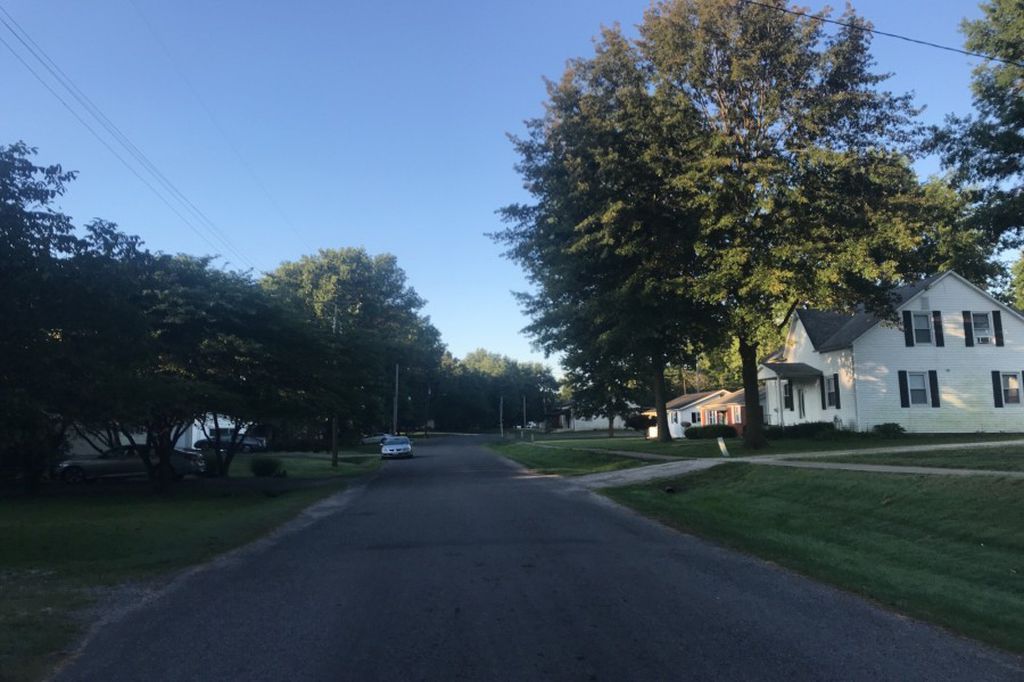 Sparta St, Saint Libory, IL 62282, Preforeclosure 86,300 5BD / 3BH