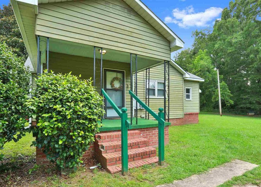 Mallory Dr, Lagrange, GA 30241, Preforeclosure 79,700 3BD / 1BH