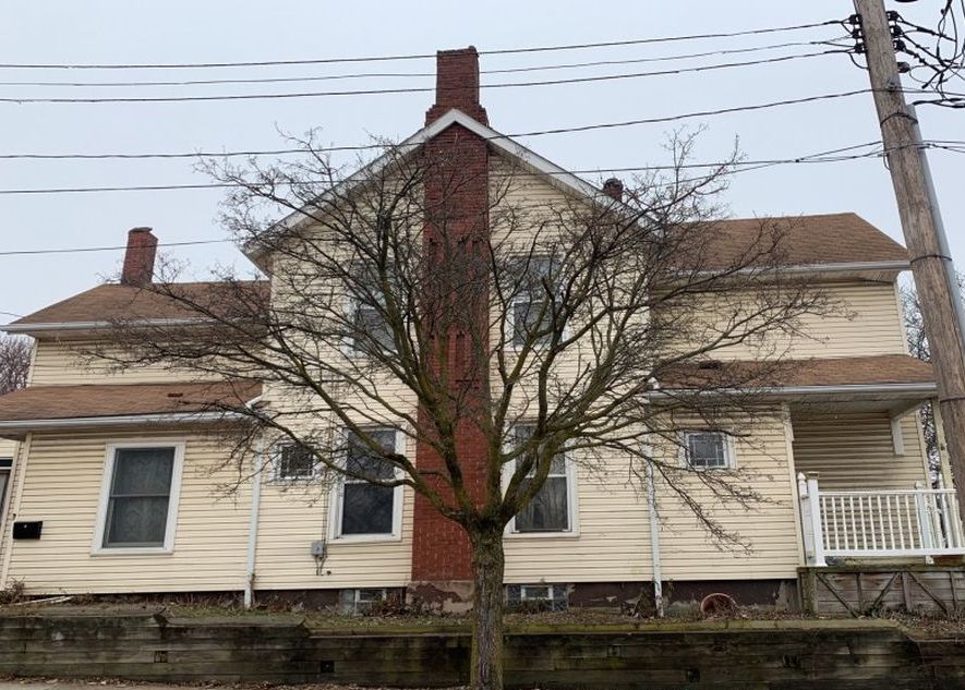 E Exchange St, Akron, OH 44306, Preforeclosure 57,511 4BD / 2BH