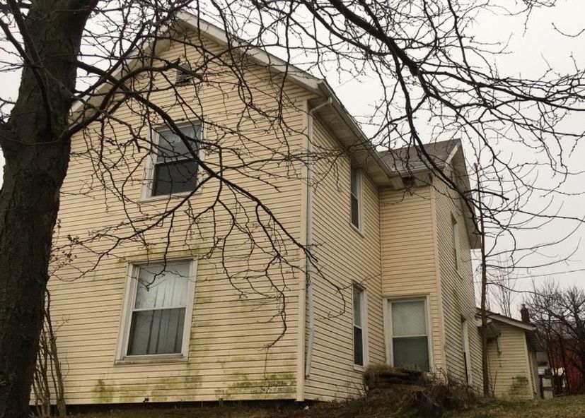 E Exchange St, Akron, OH 44306, Preforeclosure 57,511 4BD / 2BH
