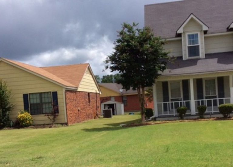 Wildwood Dr, Greenville, MS 38701, Preforeclosure 139,100 3BD / 1.5BH Preforeclosure