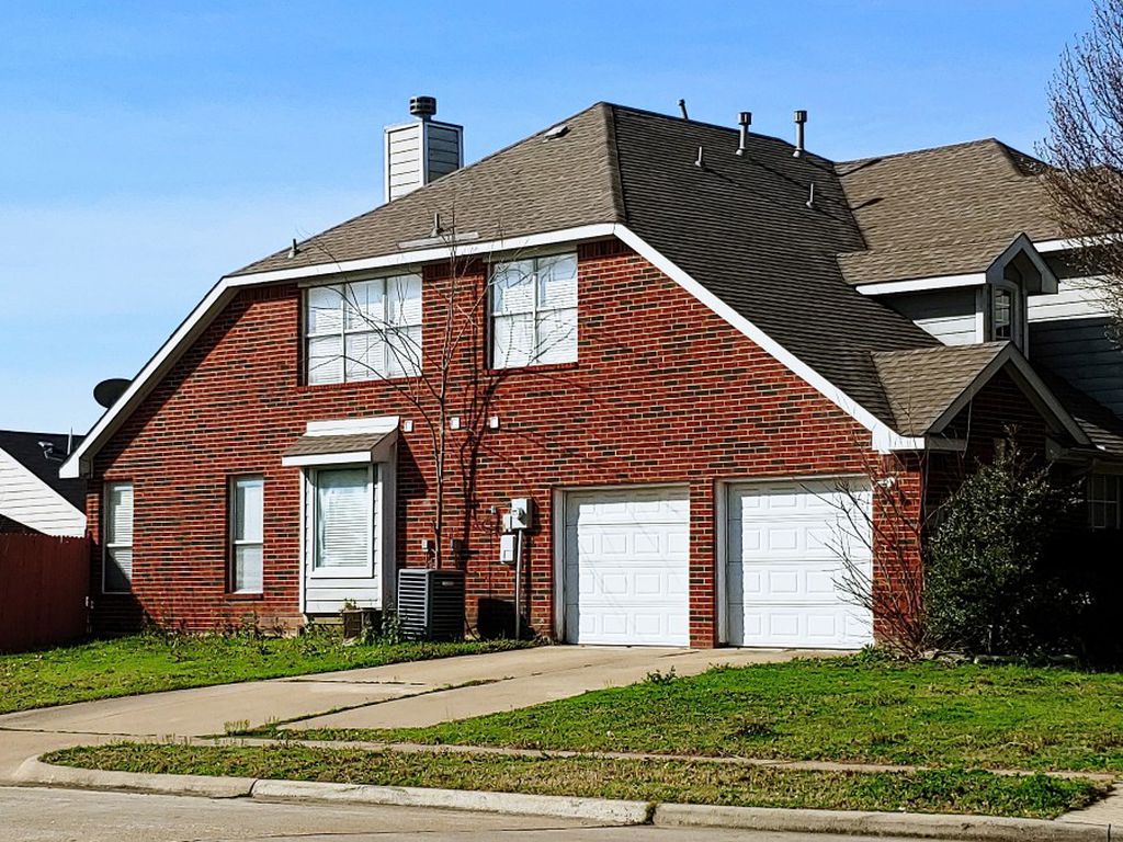 Atrium Dr, Grand Prairie, TX 75052, Preforeclosure 223,400 4BD