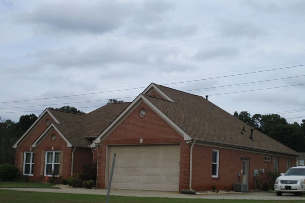 Boxwood Trl, Ellenwood, GA 30294, Preforeclosure 183,000 4BD / 3BH