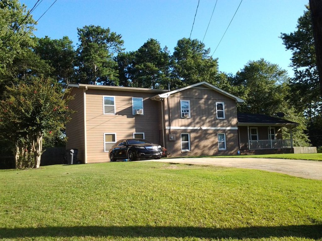 Plantation Blvd, Lawrenceville, GA 30046, Preforeclosure 268,400