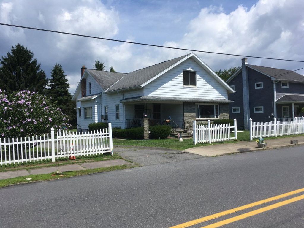Main St, Duryea, PA 18642, Preforeclosure 127,700 3BD / 2BH