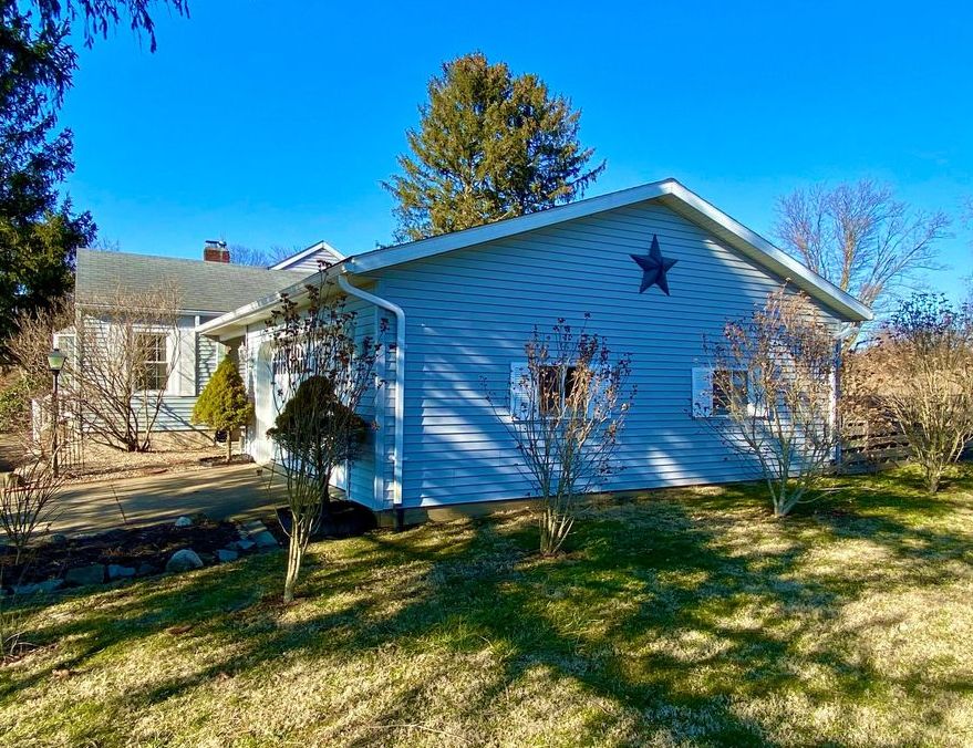 Airport Rd, Zanesville, OH 43701, Preforeclosure 112,800 2BD / 2BH