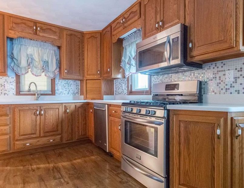 N Badger Rd, East Dubuque, IL 61025, Preforeclosure 40,800 4BD