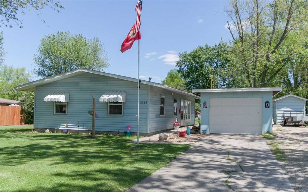 Ohio St Sw, Cedar Rapids, IA 52404, Preforeclosure 93,442 3BD / 1BH Preforeclosure