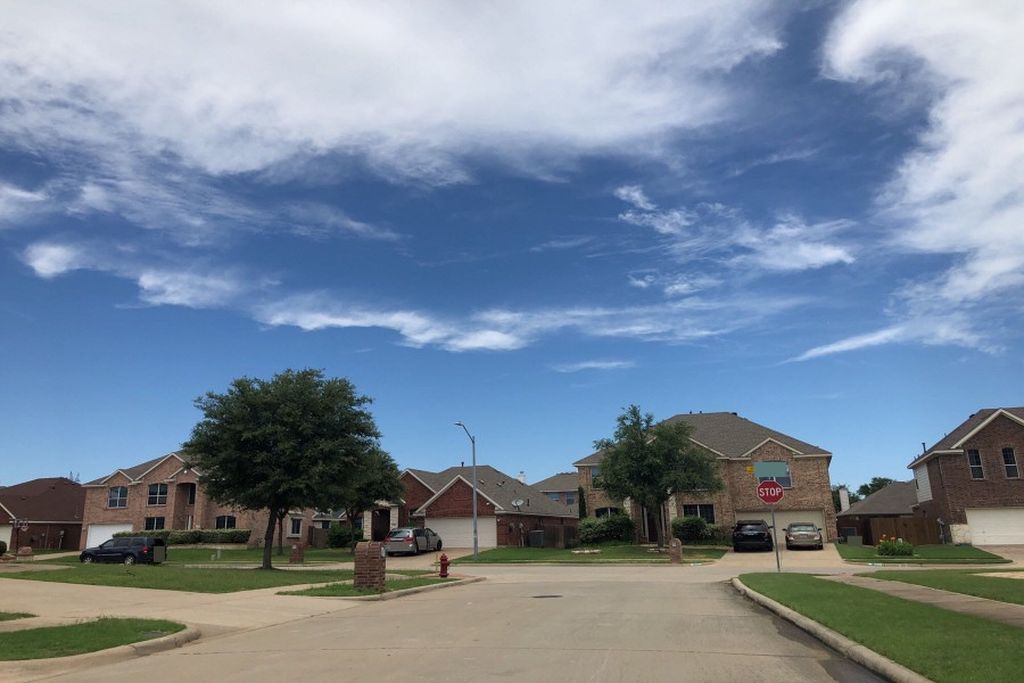 Golden Eagle Dr, Grand Prairie, TX 75052, Preforeclosure 246,100