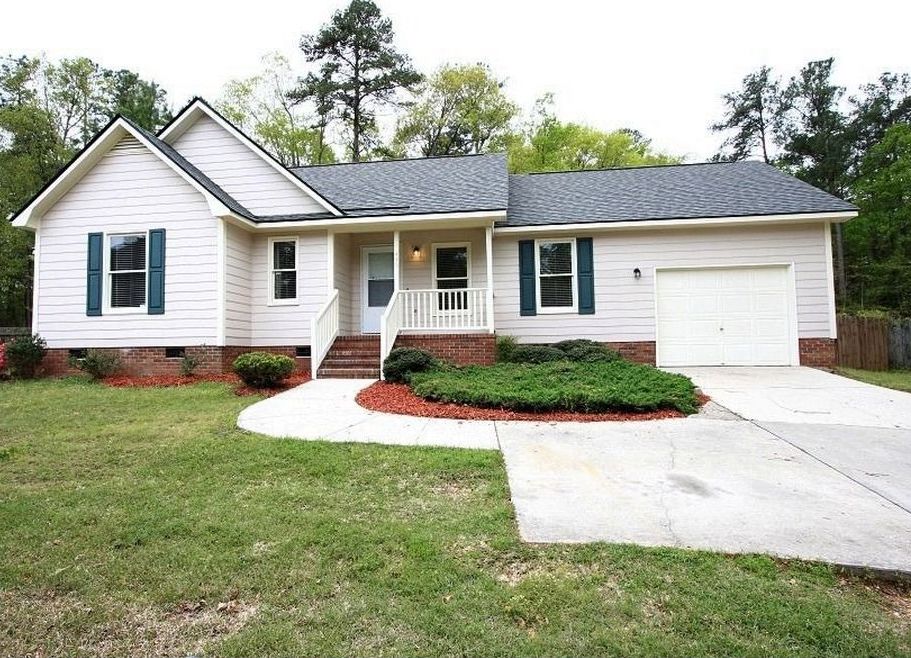 Randolph Ave, Fayetteville, NC 28311, Preforeclosure 89,600 3BD