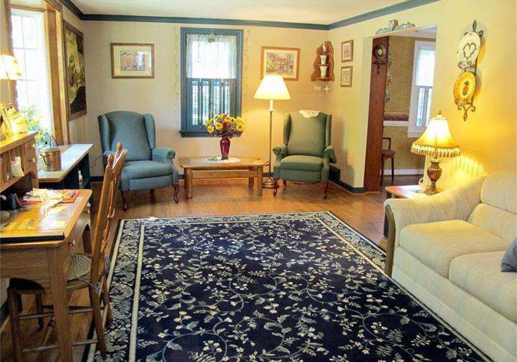 E 3rd St, Moorestown, NJ 08057, Preforeclosure 302,000 3BD / 2.5BH