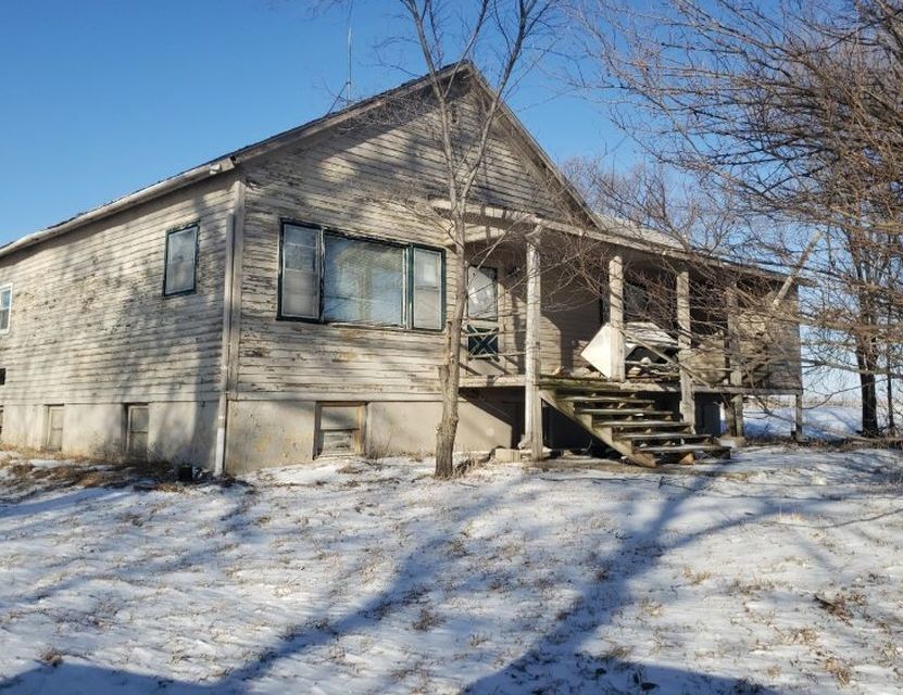 444th Ave, Mission Hill, SD 57046, Preforeclosure 183,900 4BD