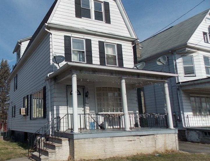 Carey Ave, Wilkes Barre, PA 18702, Preforeclosure 76,600 3BD / 3BH