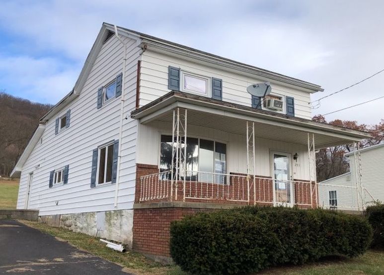 Main St, Ashland, PA 17921, Preforeclosure 116,500 3BD / 1BH
