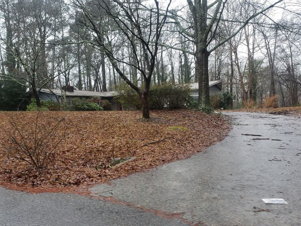 W Greenwood Dr, Carrollton, GA 30117, Preforeclosure 125,500 2BD