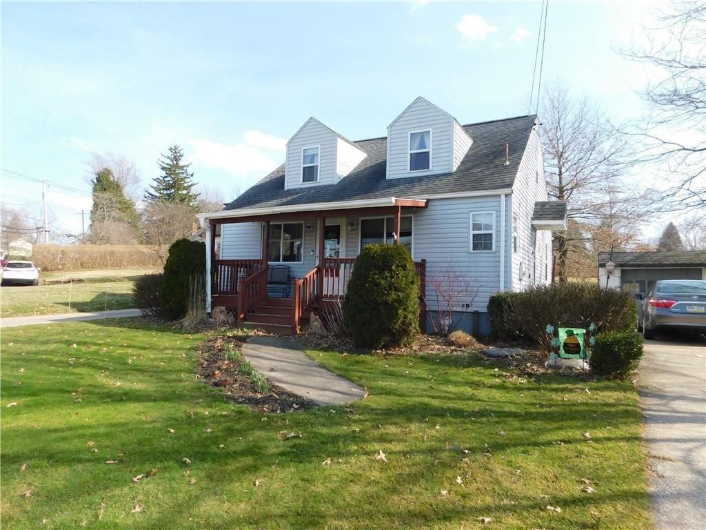 Pine Ave, Erie, PA 16504, Preforeclosure 105,774 3BD / 2BH