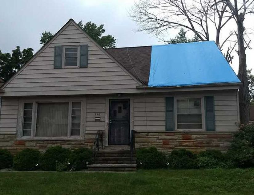 Clinton Ave, Cleveland, OH 44121, Preforeclosure 109,679 4BD / 1BH