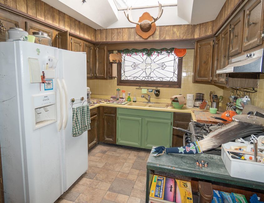 Vine Rd, Lake Geneva, WI 53147, Preforeclosure 213,300 4BD / 2.5BH