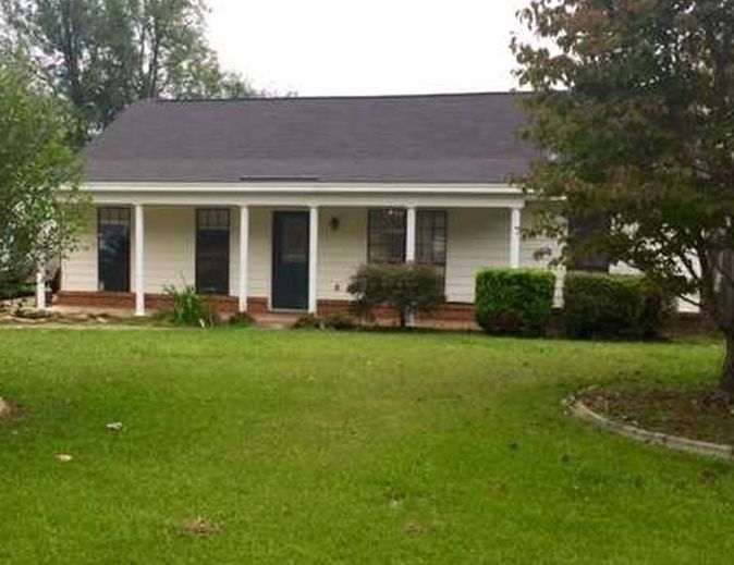 Bozeman Trl, Wetumpka, AL 36093, Preforeclosure 115,600 3BD / 2BH