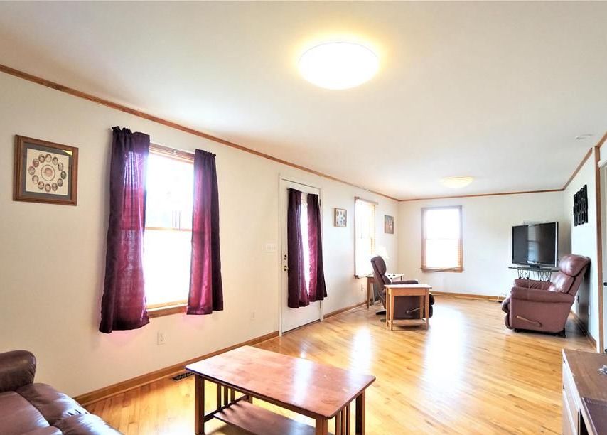 N Main St, Mount Airy, MD 21771, Preforeclosure 336,200 3BD / 2BH