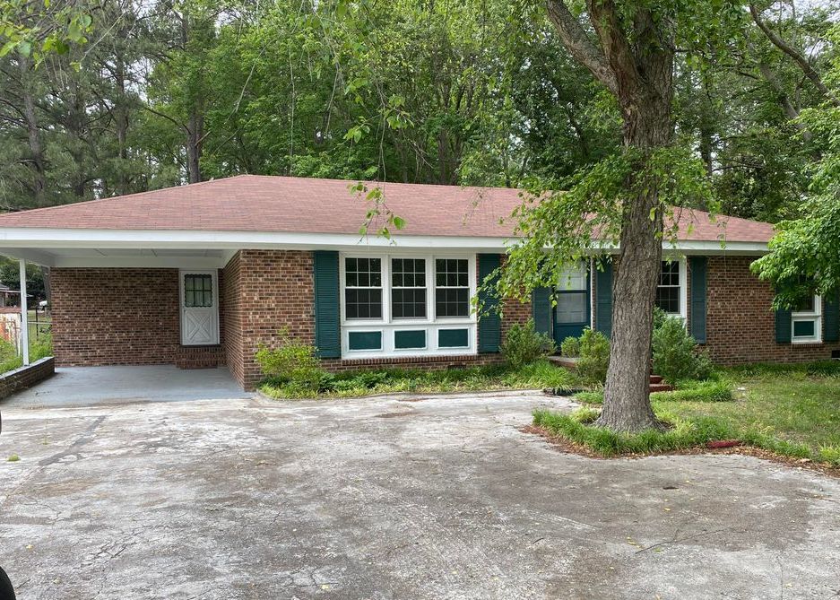 Forest Hill Ave, Rocky Mount, NC 27804, Preforeclosure 63,814 3BD