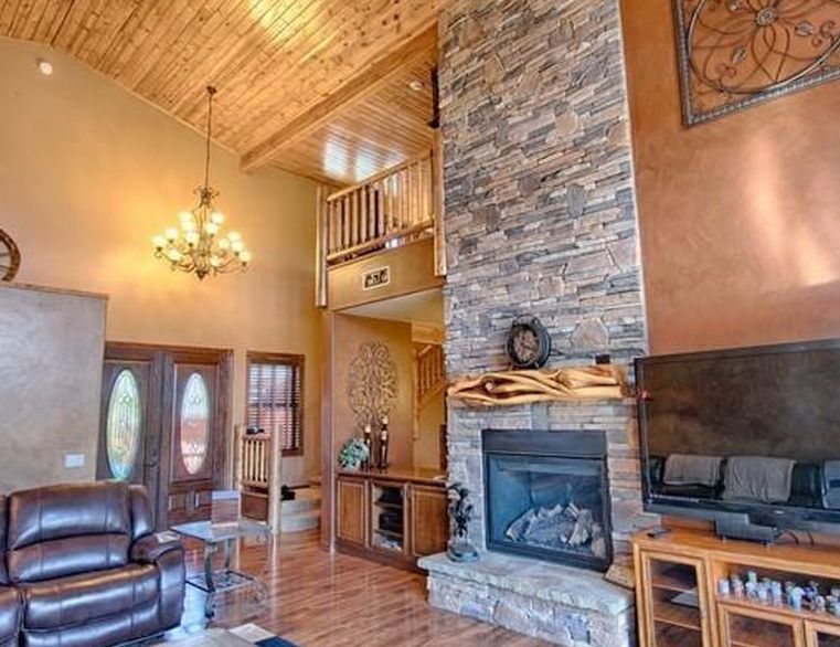 Senna Ln, Show Low, AZ 85901, Preforeclosure 600,000 3BD / 3BH