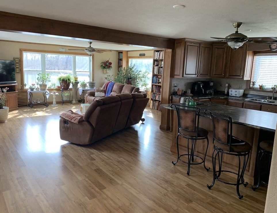 S State Road 557, Pierceton, IN 46562, Preforeclosure 172,145 2BD