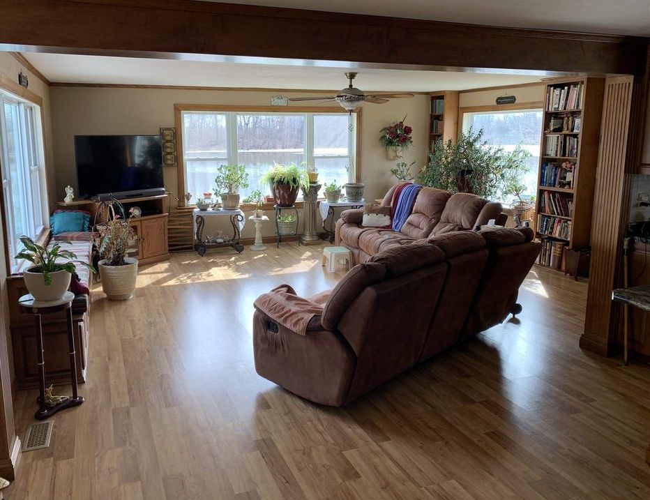 S State Road 557, Pierceton, IN 46562, Preforeclosure 172,145 2BD