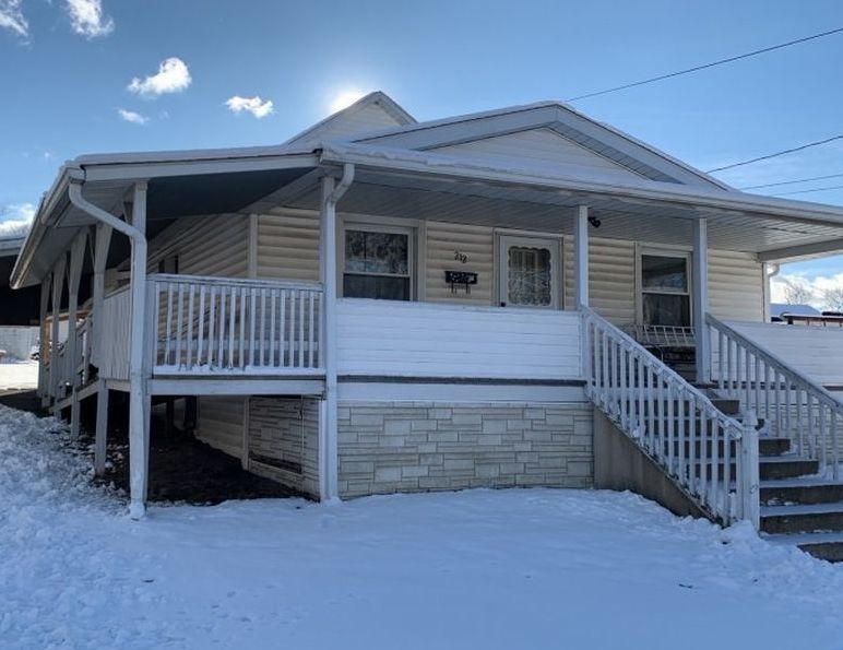 Delaware St, Jermyn, PA 18433, Preforeclosure 83,096 3BD / 1BH