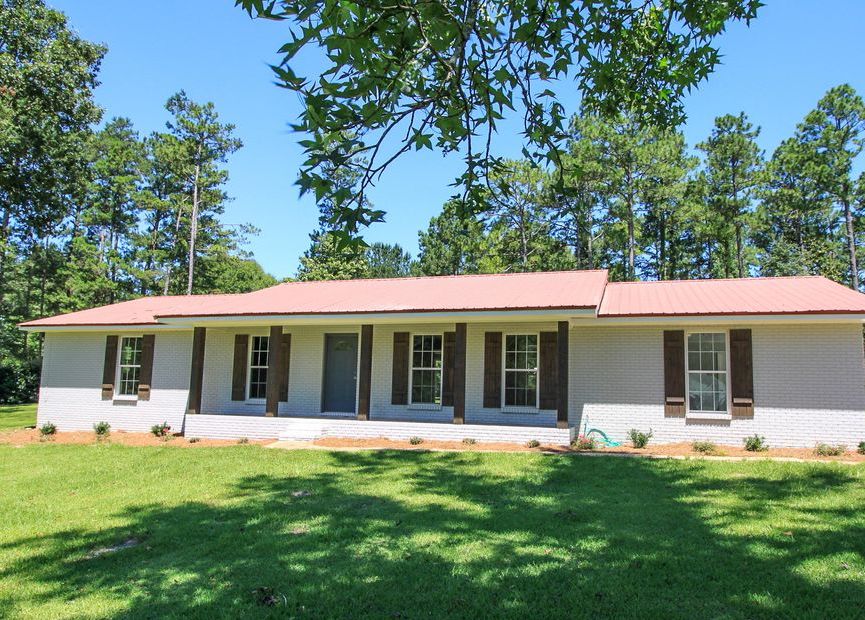 Beverly Hills Loop, Petal, MS 39465, Preforeclosure 161,167 3BD