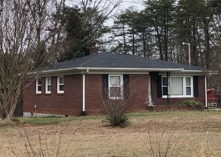 Cedar Rd, Ringgold, VA 24586, Preforeclosure 71,975 2BD / 1BH