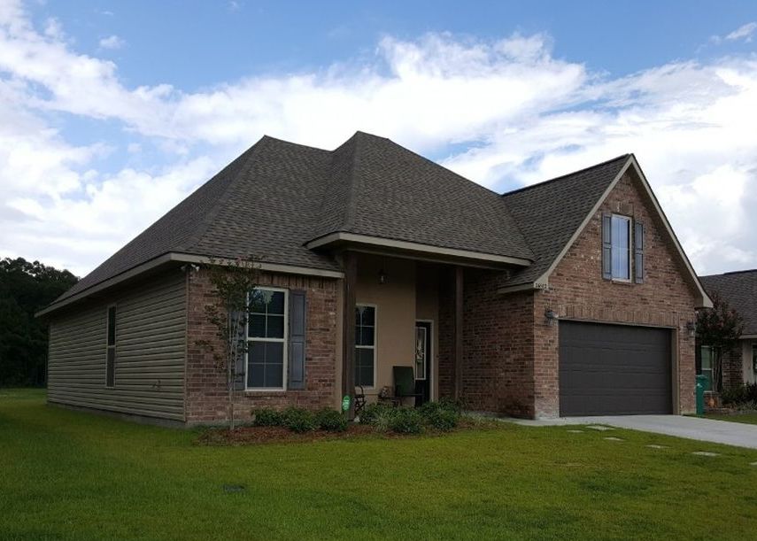 Old Barnwood Dr, Denham Springs, LA 70726, Preforeclosure 229,943