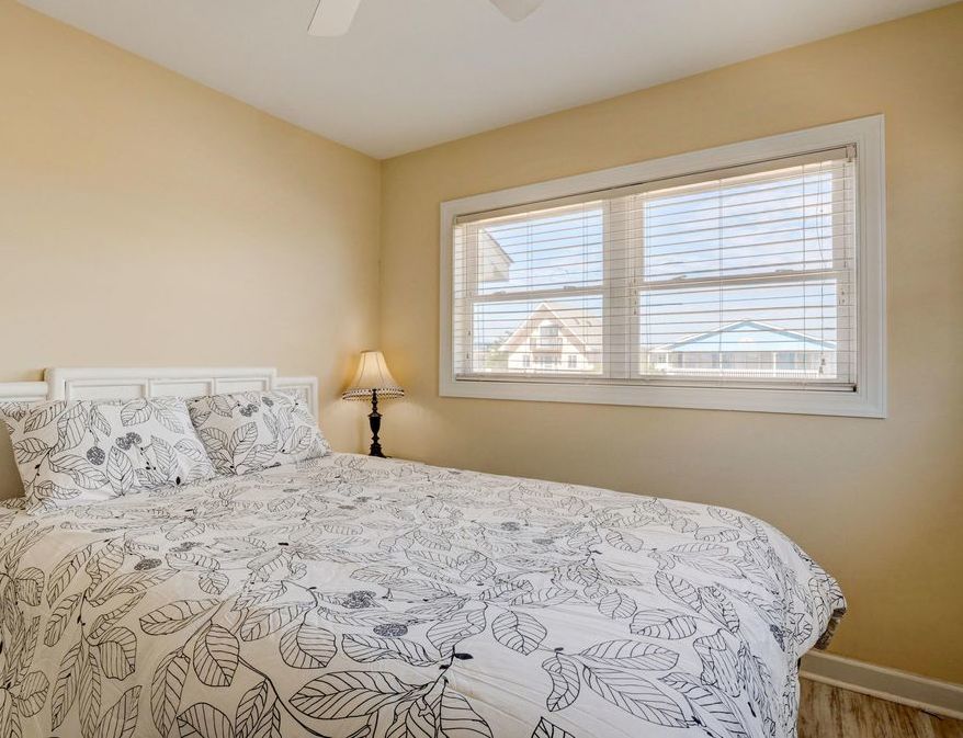 W Beach Dr, Oak Island, NC 28465, Preforeclosure 515,000 4BD / 2BH