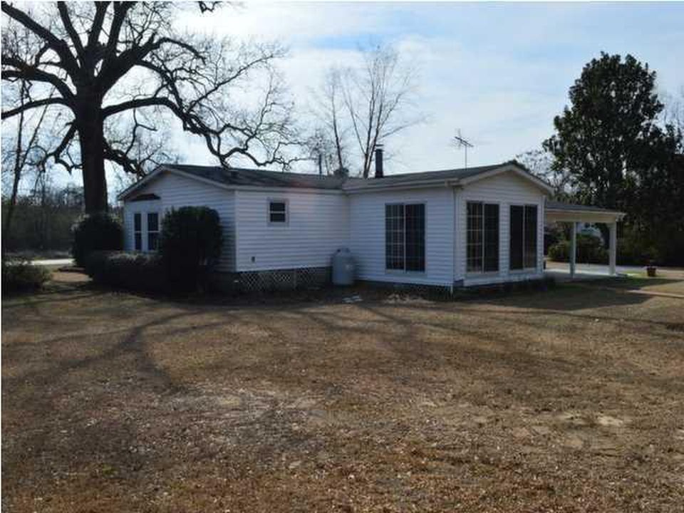 Badham Dr, Reevesville, SC 29471, Preforeclosure 166,100 3BD / 2BH
