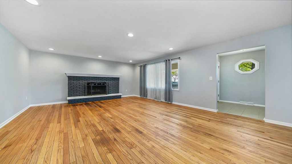 Property #30210735 Photo