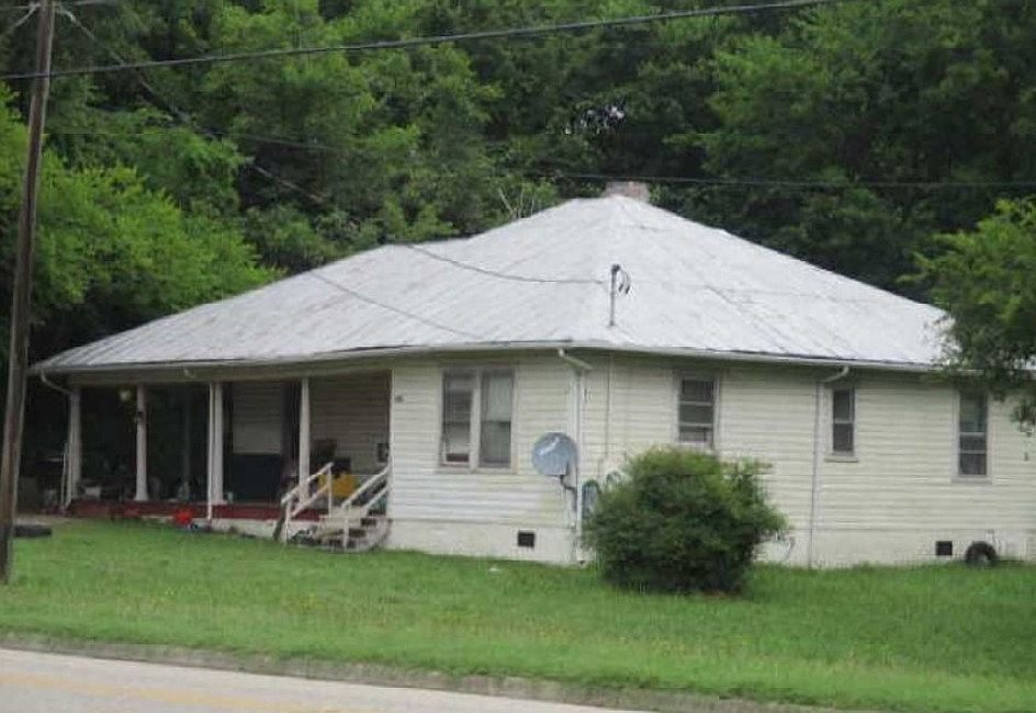 Nottoway Falls Rd, Kenbridge, VA 23944, Preforeclosure 75,500 3BD