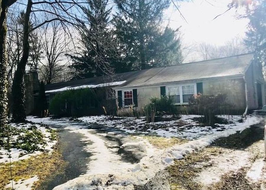 Hook Hollow Rd, Novelty, OH 44072, Short Sale 165,000 4BD / 3BH