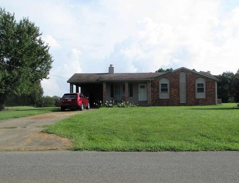 W Slaughter Rd, Mayfield, KY 42066, Short Sale 79,900 3BD / 2BH