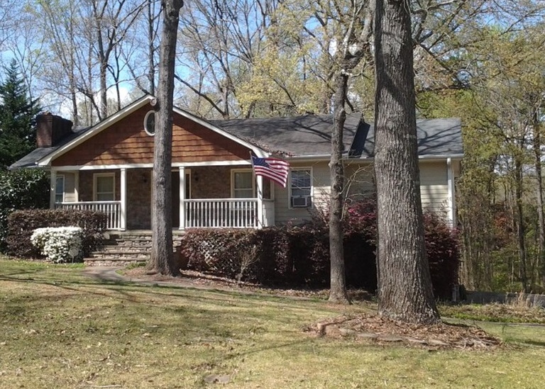 Forest Knoll Ct, Duluth, GA 30097, Sheriff Sale 150,600 3BD / 2BH