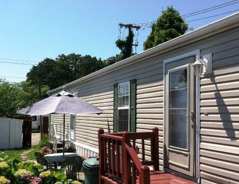 Lincoln Ave, Holbrook, NY 11741, Sheriff Sale 325,065 2BD / 1BH