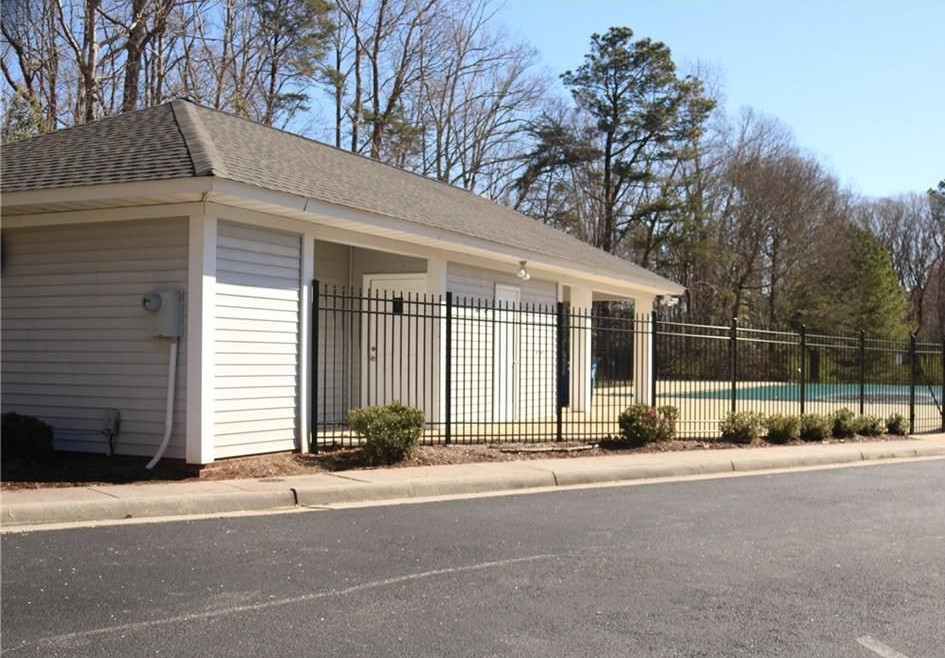 Longhill Station Rd, Williamsburg, VA 23188, Short Sale 240,000 4BD / 3BH Short Sale