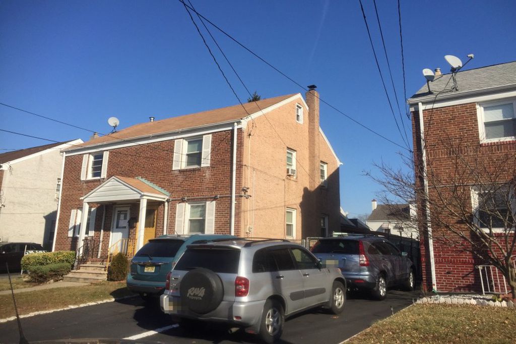 Clarkson Ave, Elizabeth, NJ 07202, Sheriff Sale 208,998 6BD / 4BH
