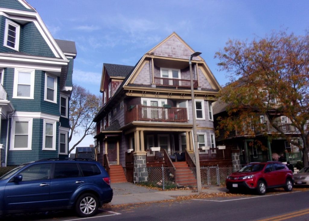 Walnut Ave, Boston, MA 02119, Sheriff Sale 99,714 8BD / 3BH Sheriff Sale Listing 29576167
