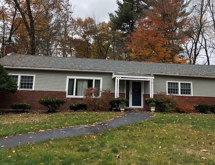 Terrace Ct, Clifton Park, NY 12065, Short Sale 289,500 4BD / 3BH