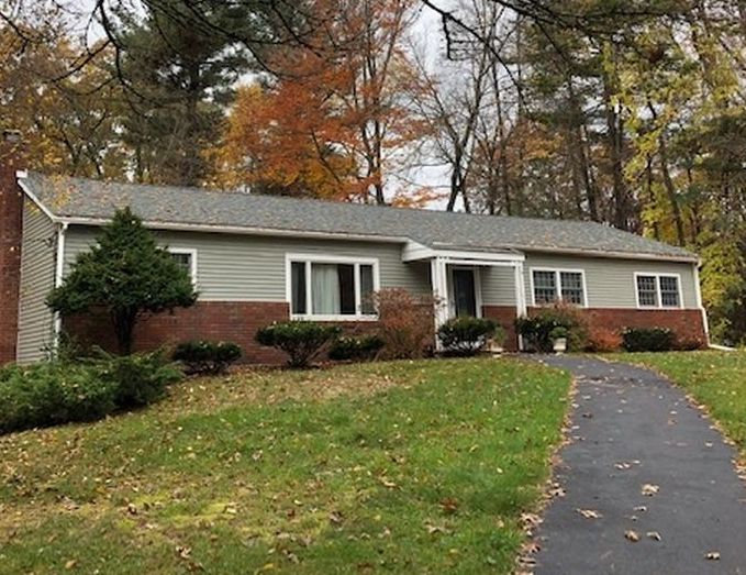 Terrace Ct, Clifton Park, NY 12065, Short Sale 289,500 4BD / 3BH