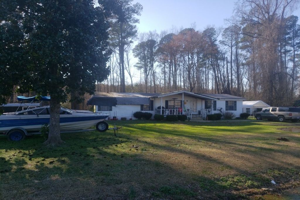 Sunshine Ln, Rocky Mount, NC 27801, Sheriff Sale 78,554 4BD / 2BH